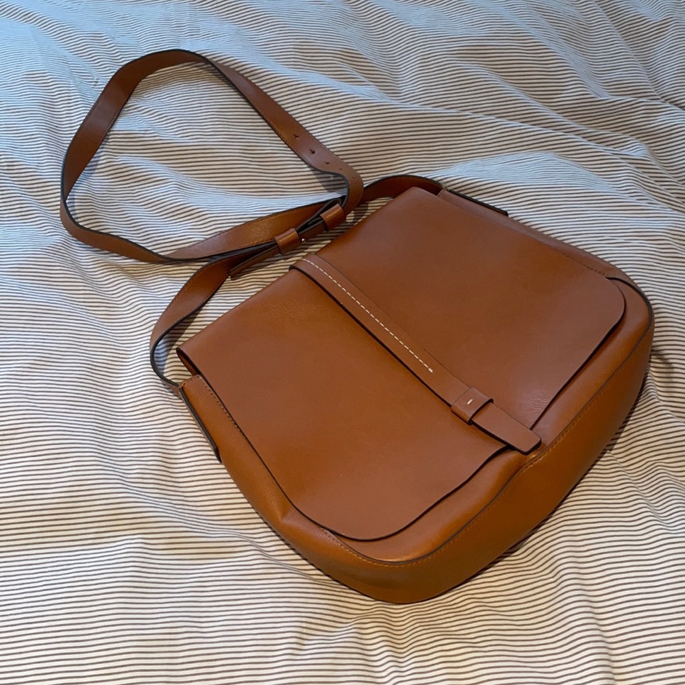 GAP Satchel